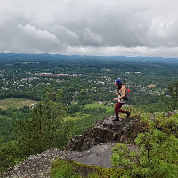 Meet your posher: Colleenette Cacahuete - Picture 8 of 13